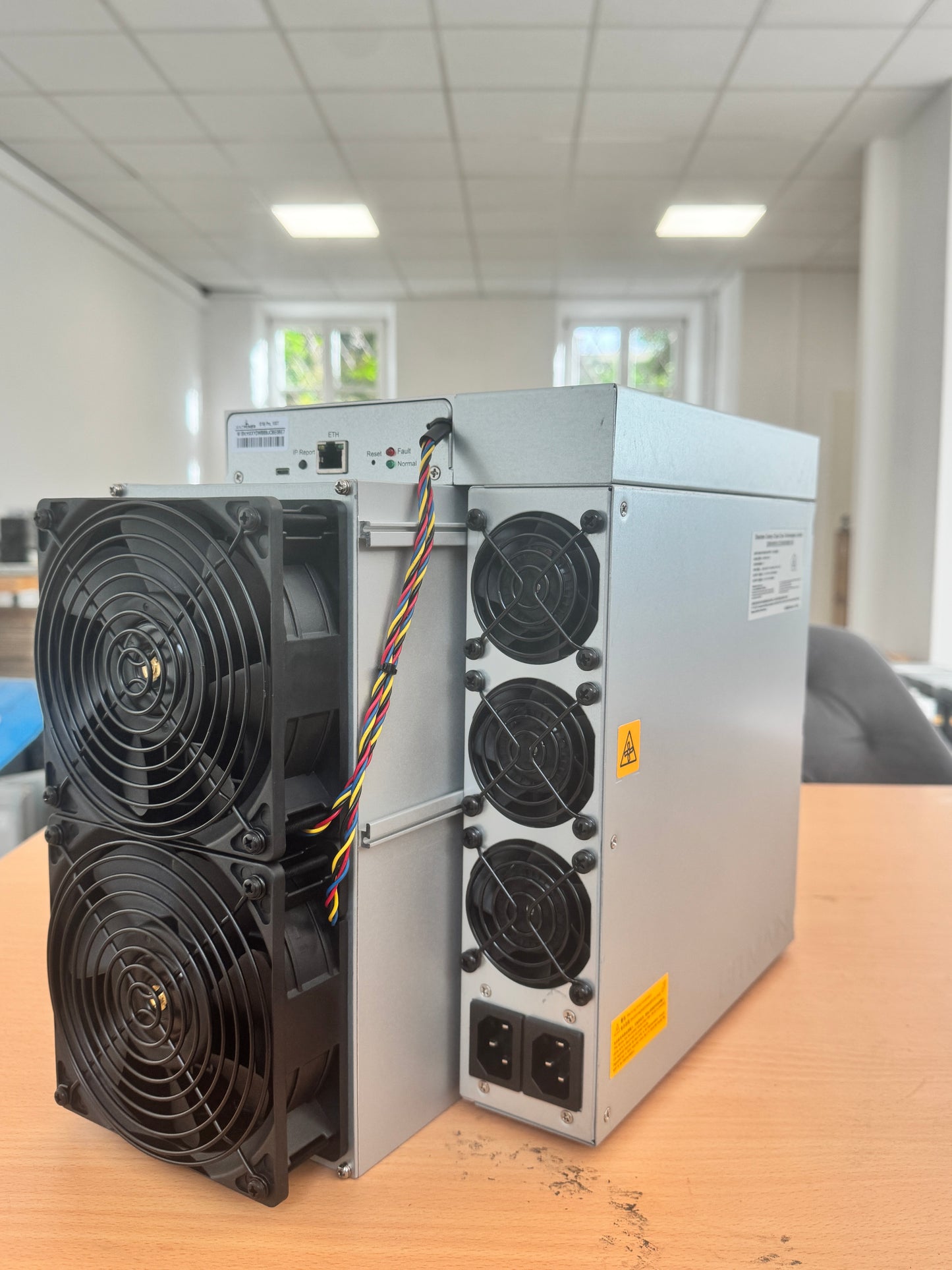 BITMAIN ANTMINER S19 J Pro 100Th (NEU u. OVP)