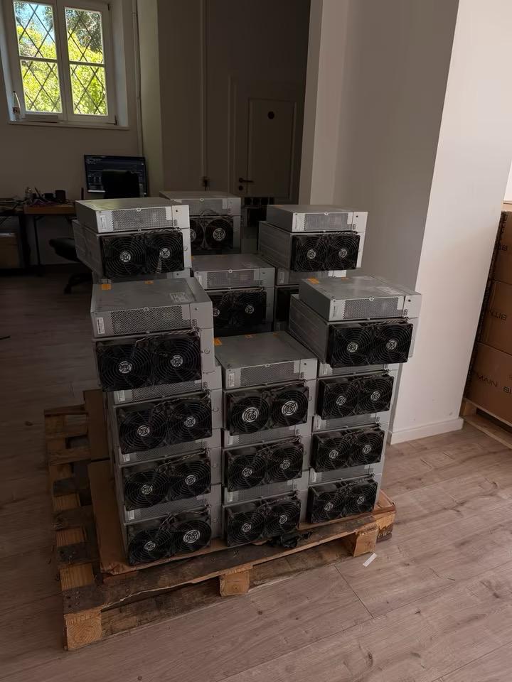 Used Antminer S19k Pro – stock in Bavaria, Germany